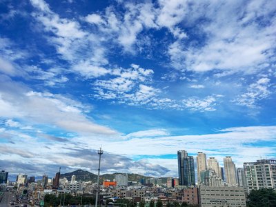 机器翻译：人工智能如何突破语言障碍？